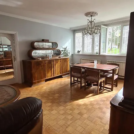 Zvezdara アパート